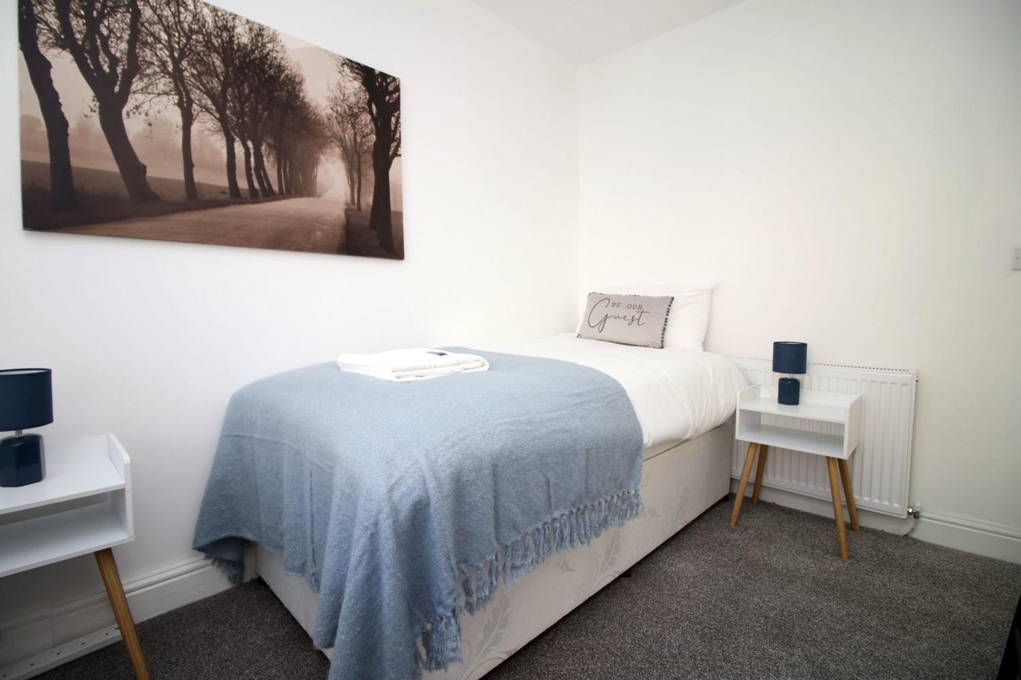 Very Special Home In Rhondda Valley Herbert House By Staystaycations Treorky المظهر الخارجي الصورة