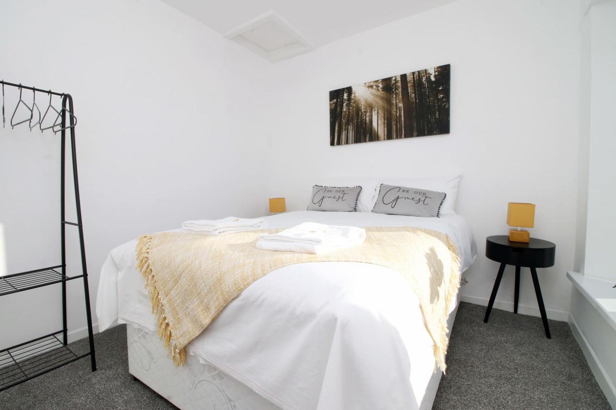 Very Special Home In Rhondda Valley Herbert House By Staystaycations Treorky المظهر الخارجي الصورة
