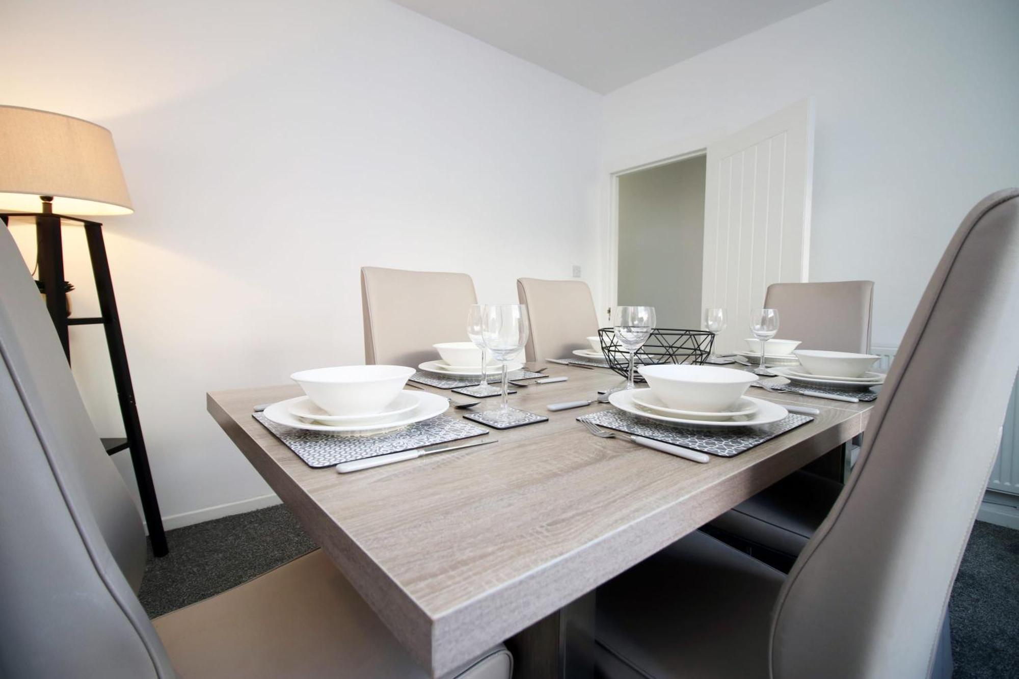 Very Special Home In Rhondda Valley Herbert House By Staystaycations Treorky المظهر الخارجي الصورة