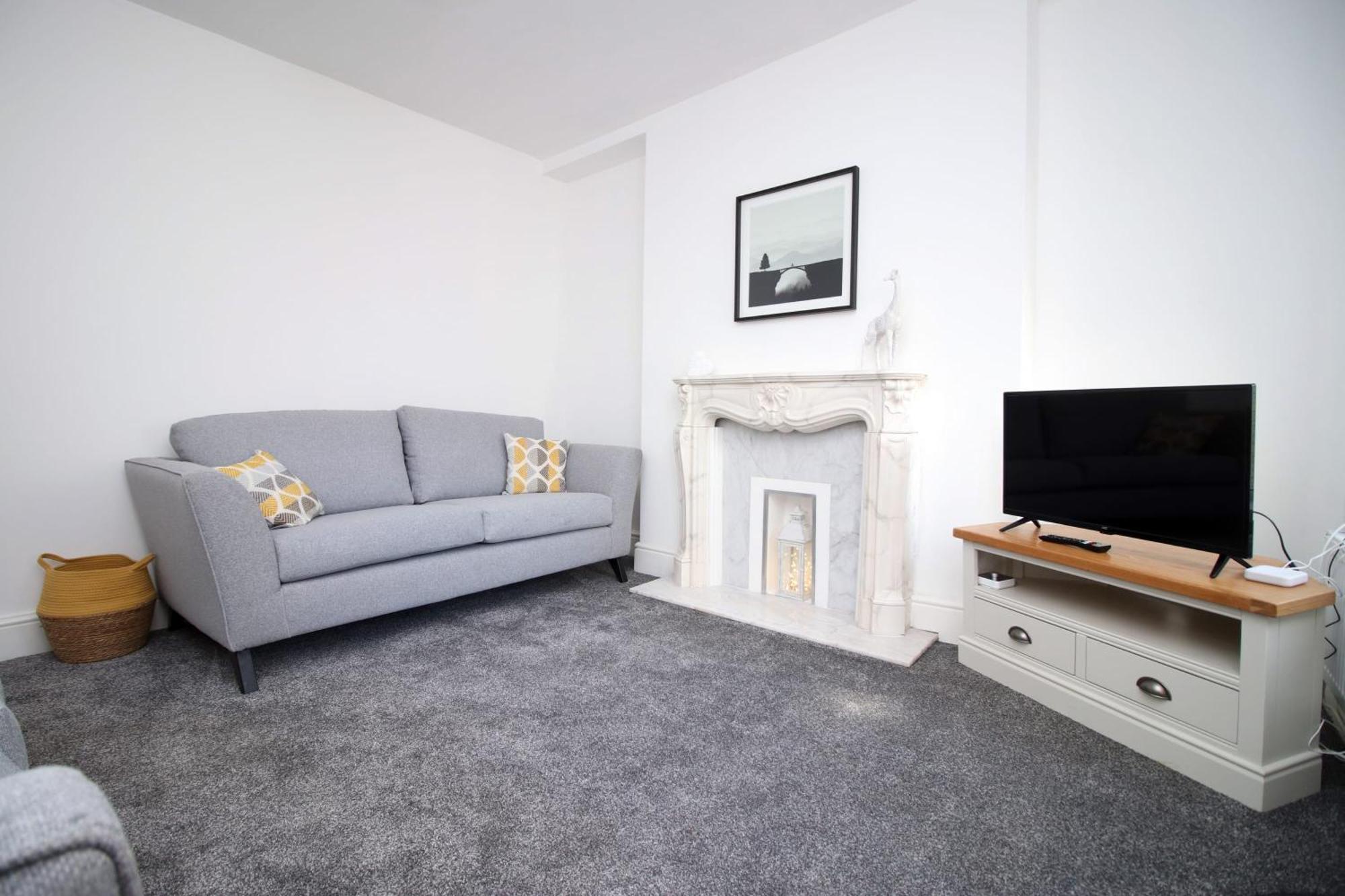 Very Special Home In Rhondda Valley Herbert House By Staystaycations Treorky المظهر الخارجي الصورة